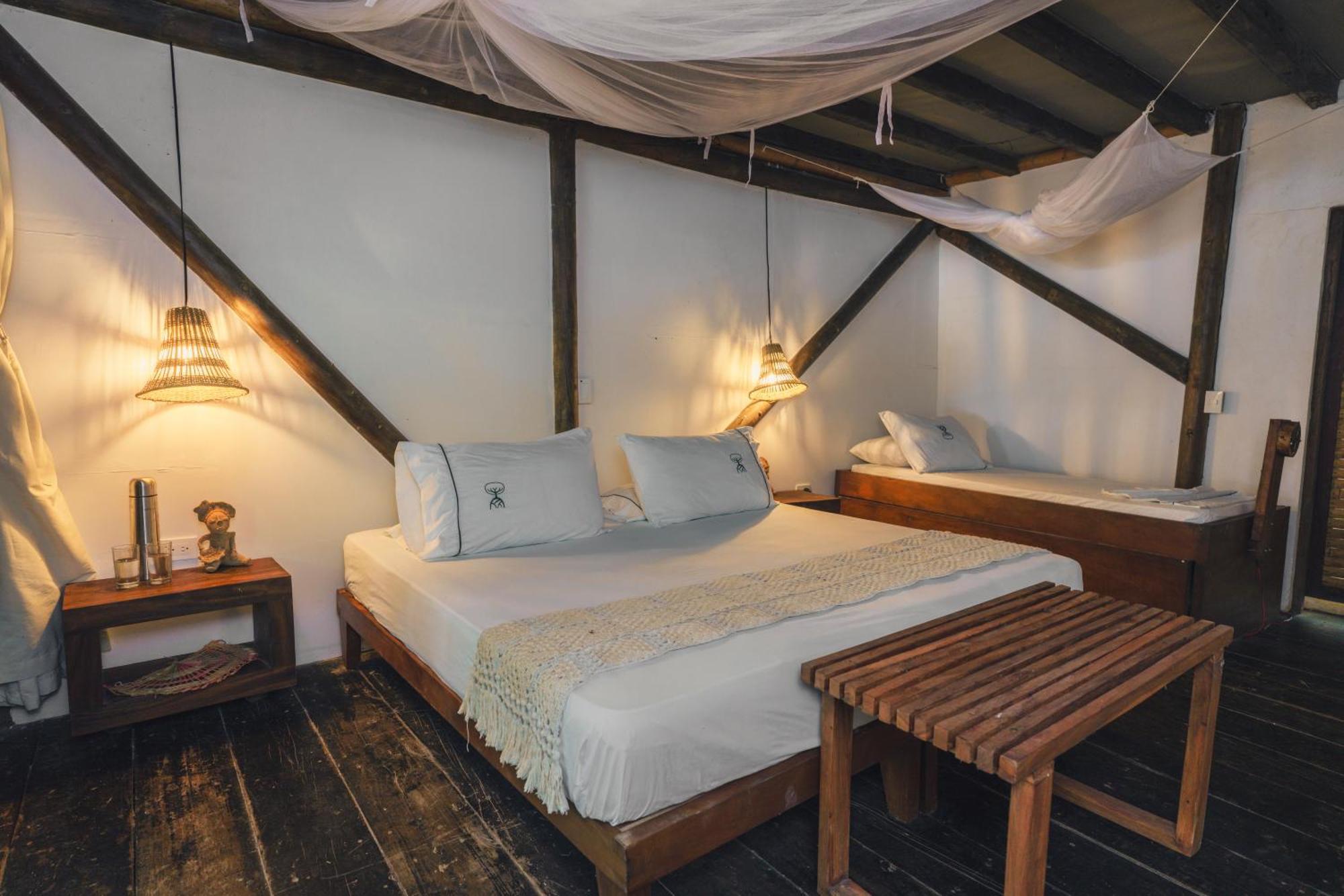 Villa Isla Fuerte Eco House à Puerto Limon Extérieur photo